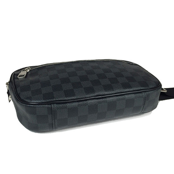 Louis Vuitton Damier Graphite Ambrell 2way Shoulder Body Waist Bag - Picture 4 of 6